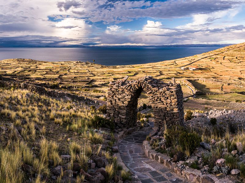 Tour Lago Titicaca 2D1N