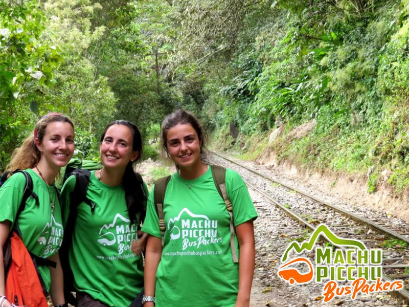 Tour a Machu Picchu + Huayna Picchu 3D/2N por Hidroeléctrica